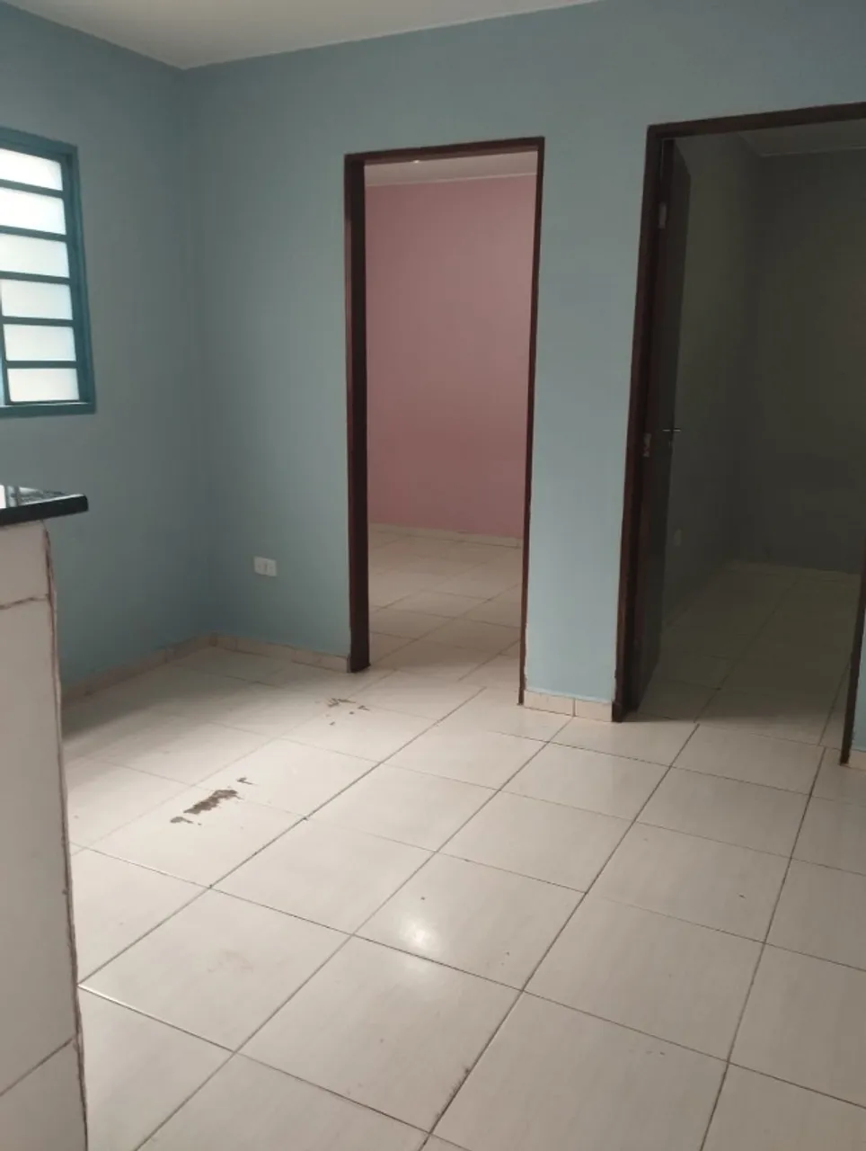 Aluga-se apartamento na 22 do Paranoá