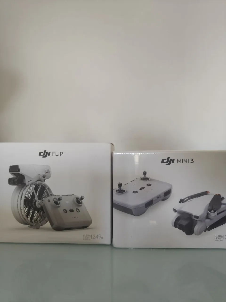 DJI Mini 3 e DJI Flip
