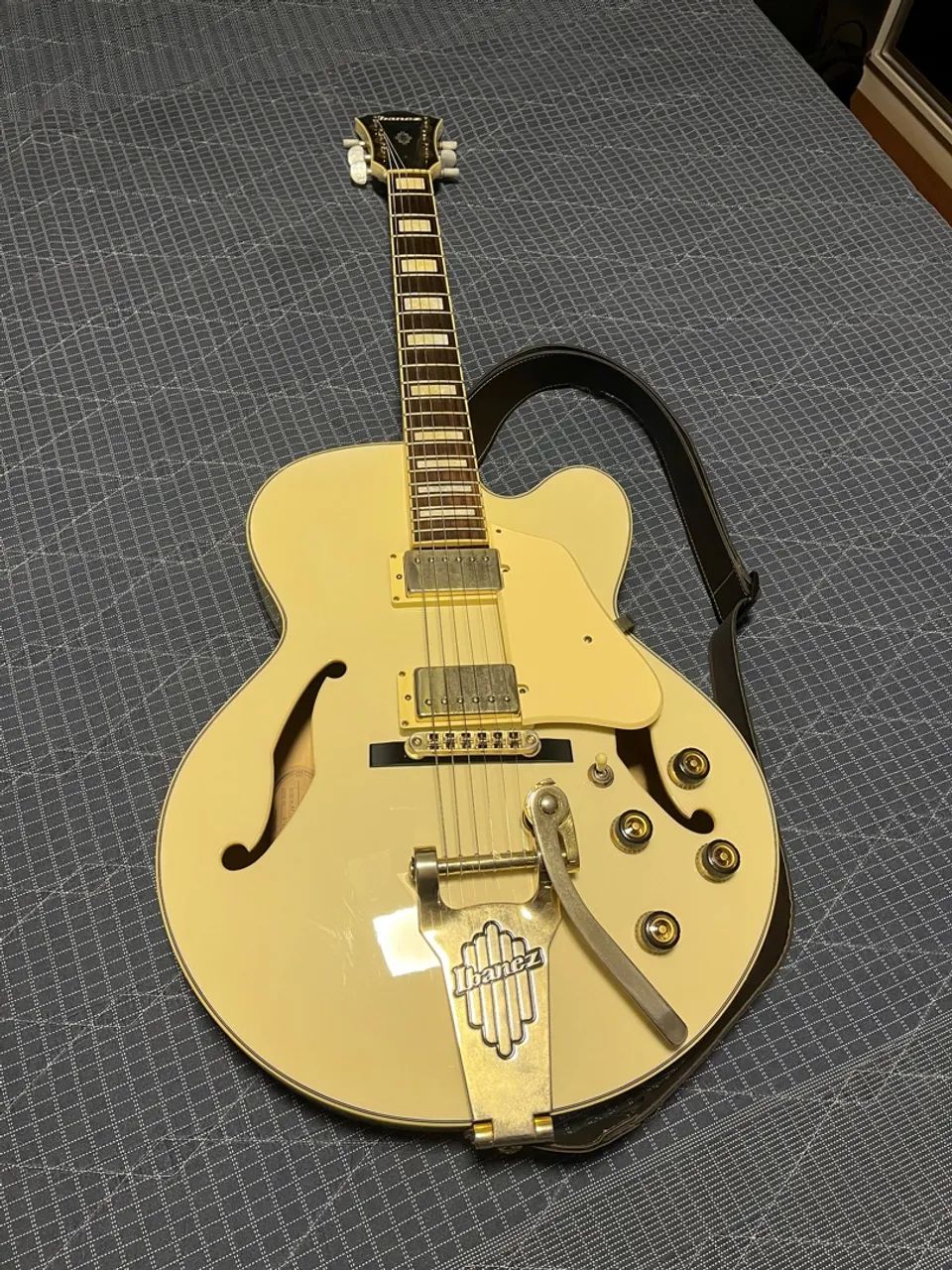 Guitarra Semi-acústica Ibanez AF75TDG - Foto 2