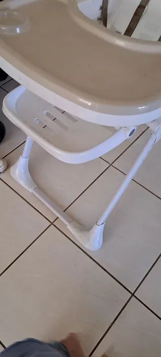 Cadeirinha de bebê - pra refeições 