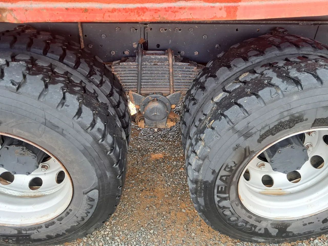 Caminhão Traçado  - Foto 4