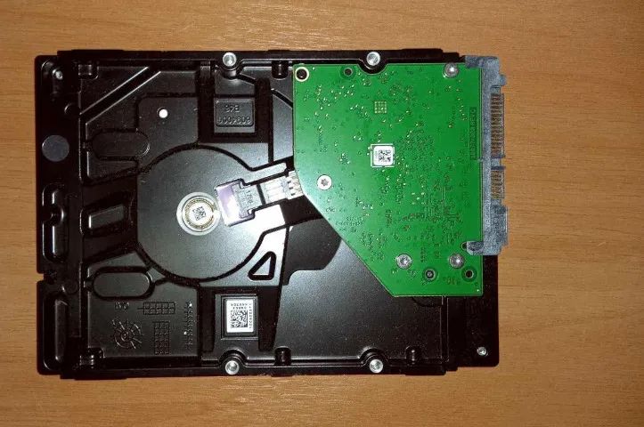 HD 1TB Seagate Barracuda ST1000DM010 - Foto 2