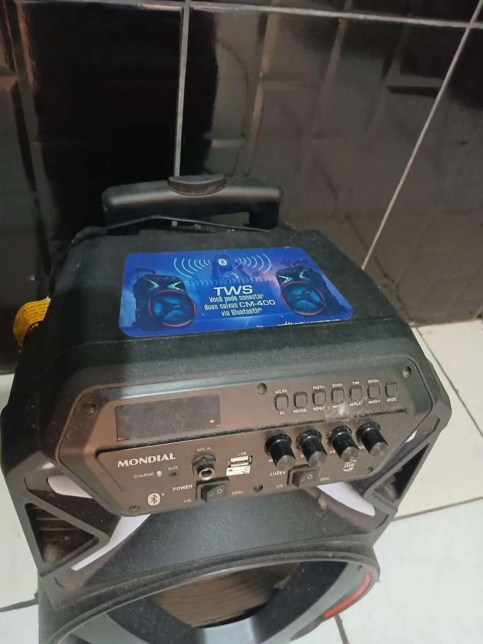 Caixa de Som Mondial CM-400 com Bluetooth e TWS