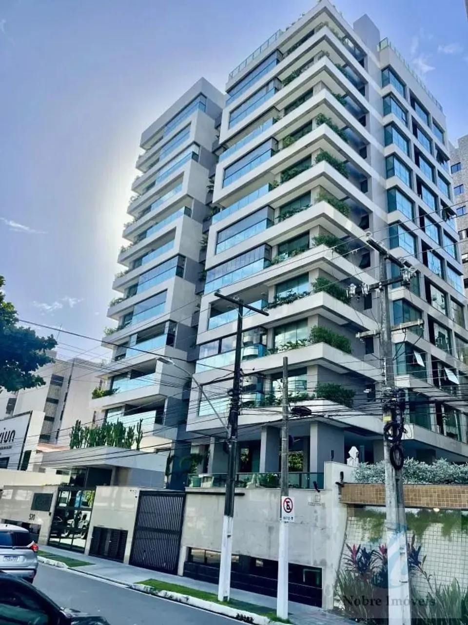 Apartamento para Venda em Maceió, Ponta Verde, 4 dormitórios, 3 suítes, 5 banheiros, 3 vag