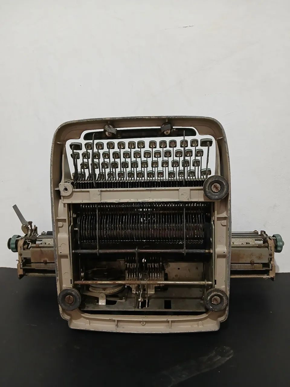 Rara Maquina Escrever Remington toda Original  - Foto 5