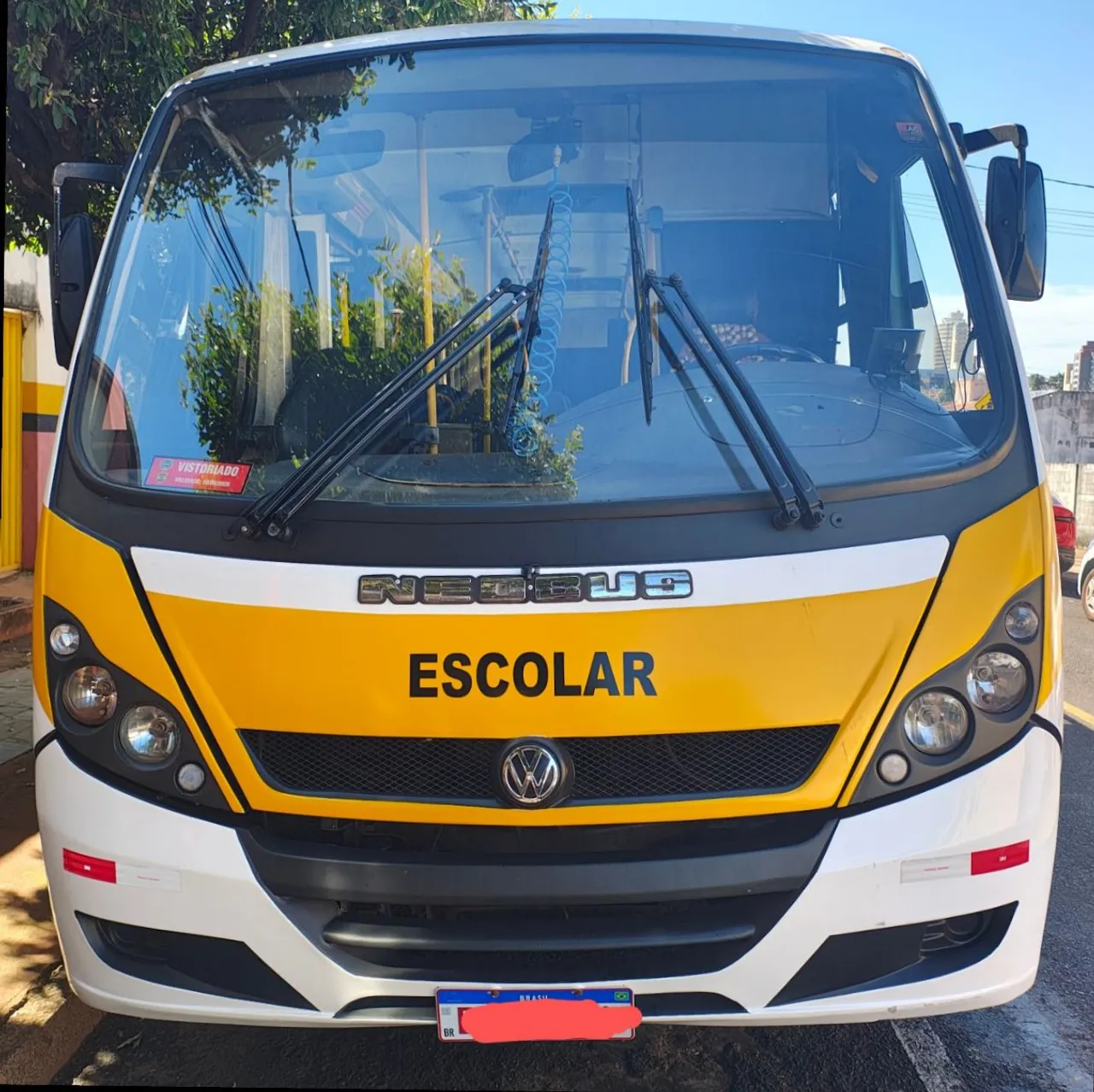 Micro ônibus Neobus 