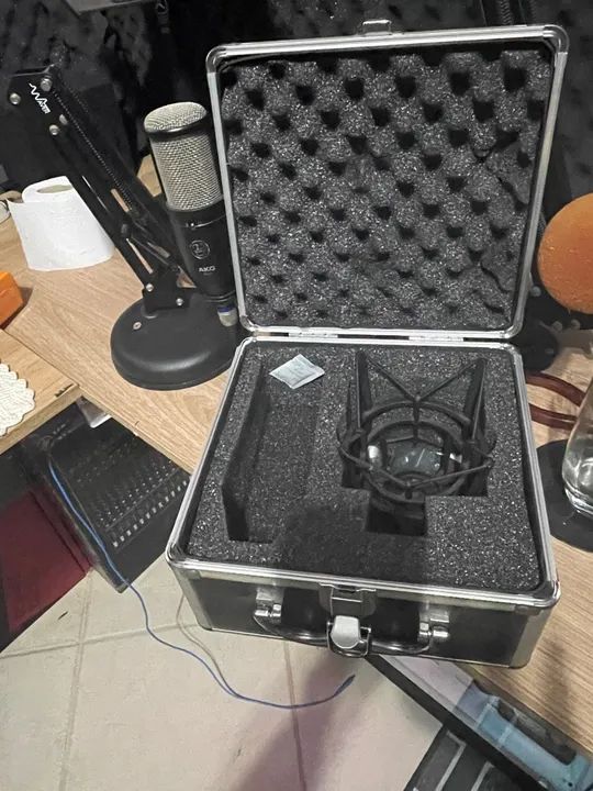 Microfone Consensador AKG P420 - Foto 3