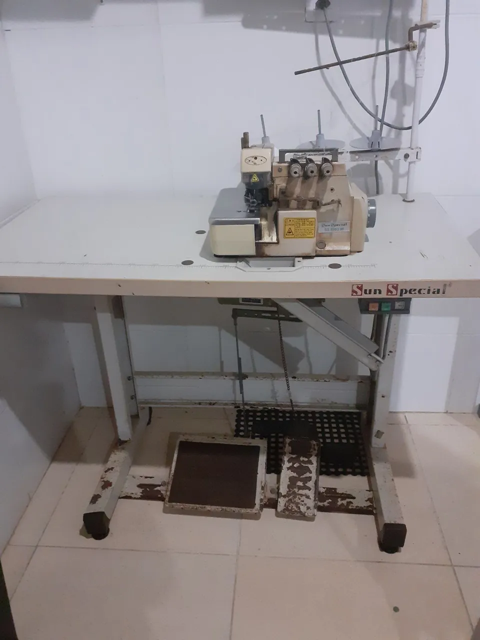 Máquina de Costura Industrial Sun Special
