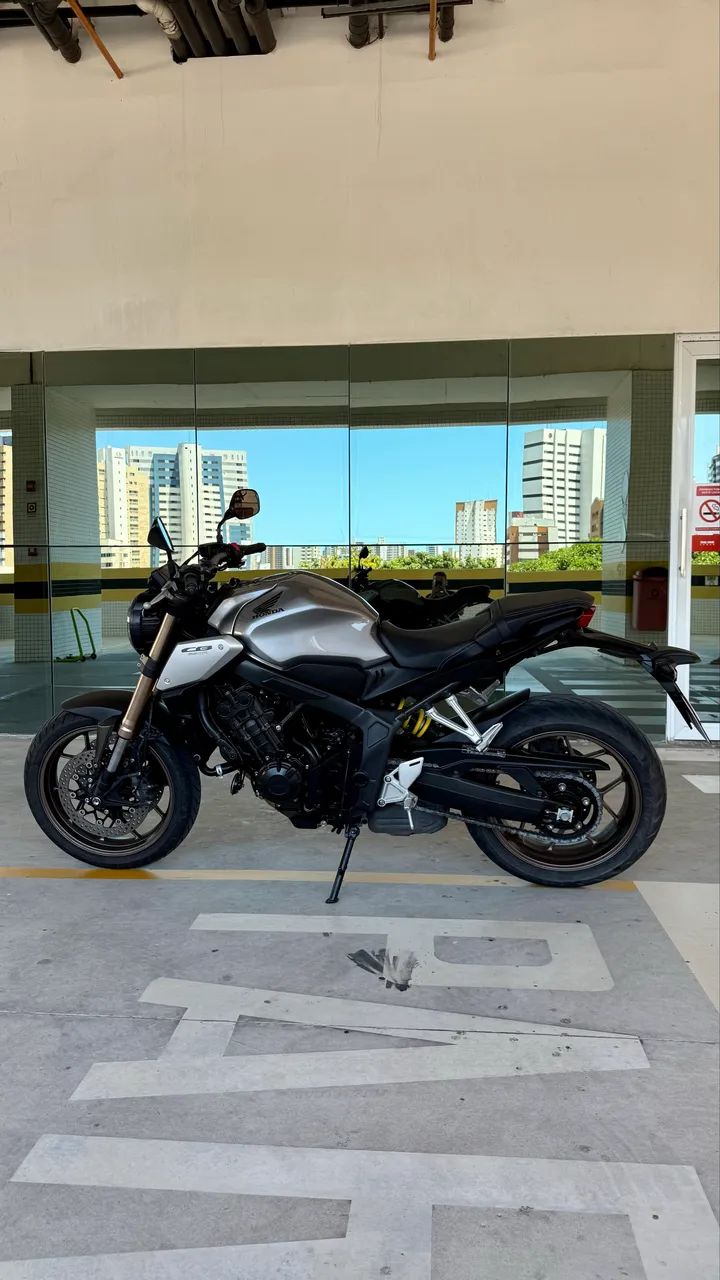 Honda CB650R 2021 3.800km EXTRA - Foto 8