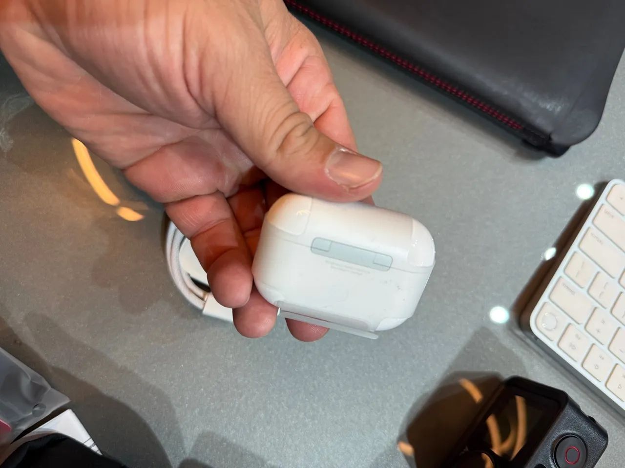 Fone de Ouvido Apple AirPods Pro 2 novo nunca ativado - Foto 3