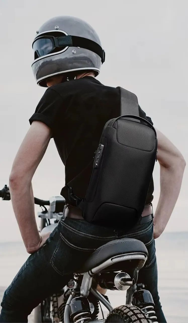 Bolsa Transversal Bange Future Aesthetics Porta USB e Trava TSA - Foto 3