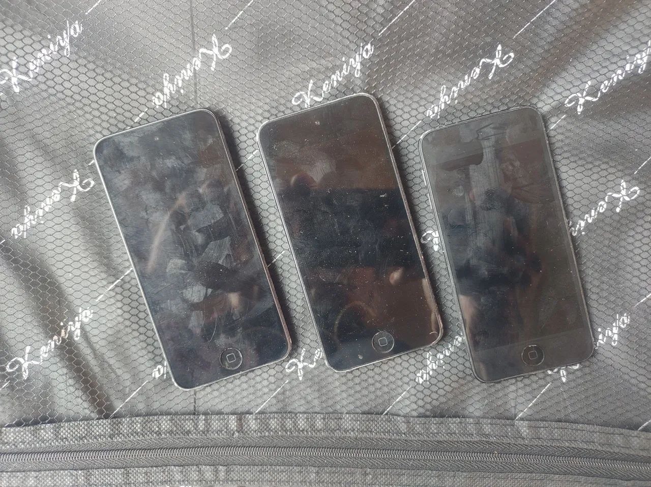 iPods Apple lote com 3 com defeito - Foto 2