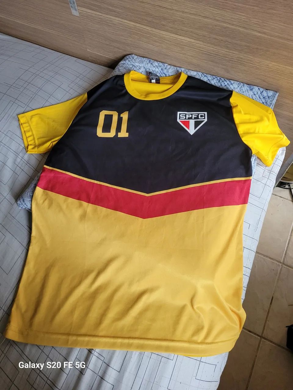 Camisa Tricolor SPFC - Amarelo e Preto