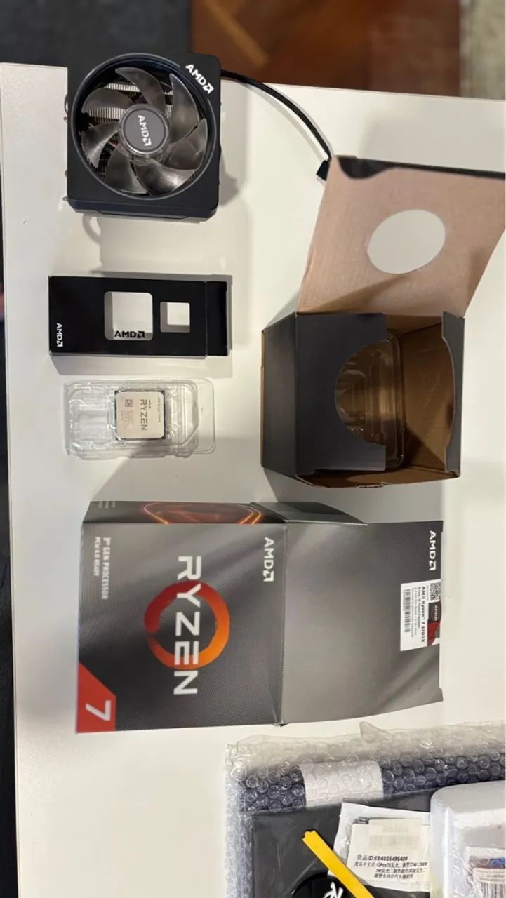 Ryzen 7 3700X com cooler Wraith Prism e caixa original (Usado)