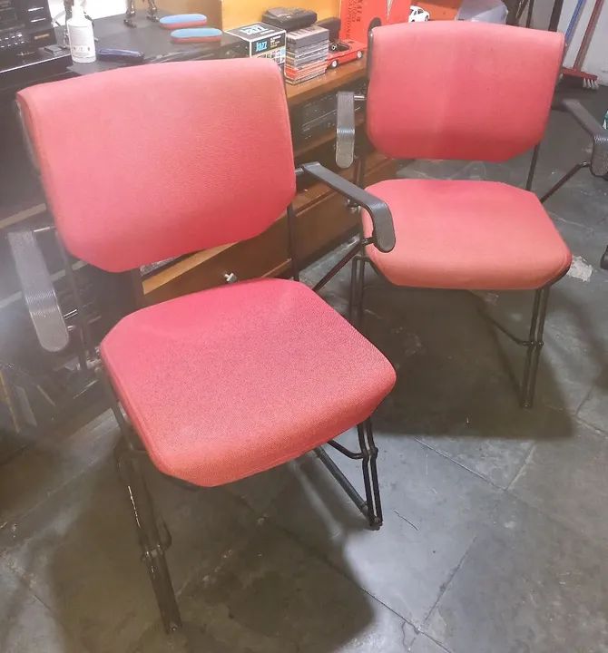 Par de cadeiras Giroflex