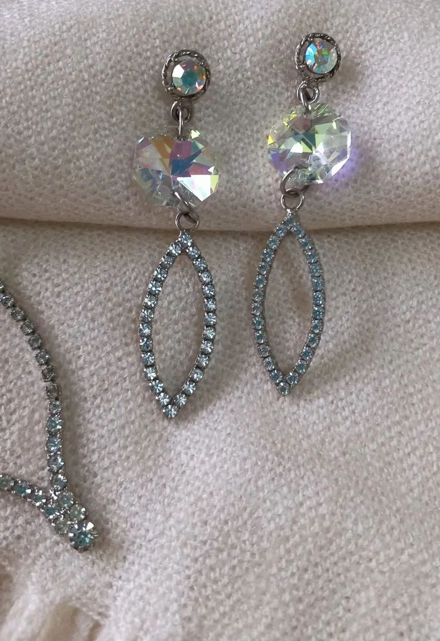 Brinco com strass - Foto 3