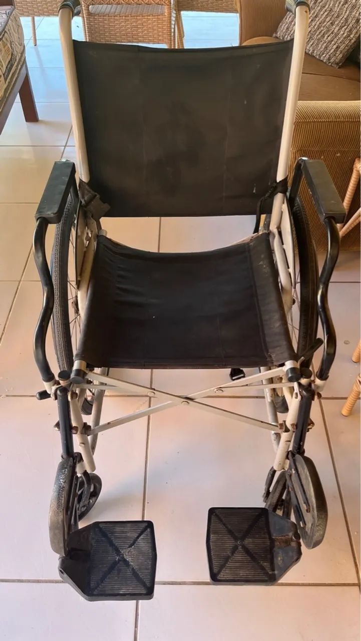 Cadeira de rodas - Foto 2