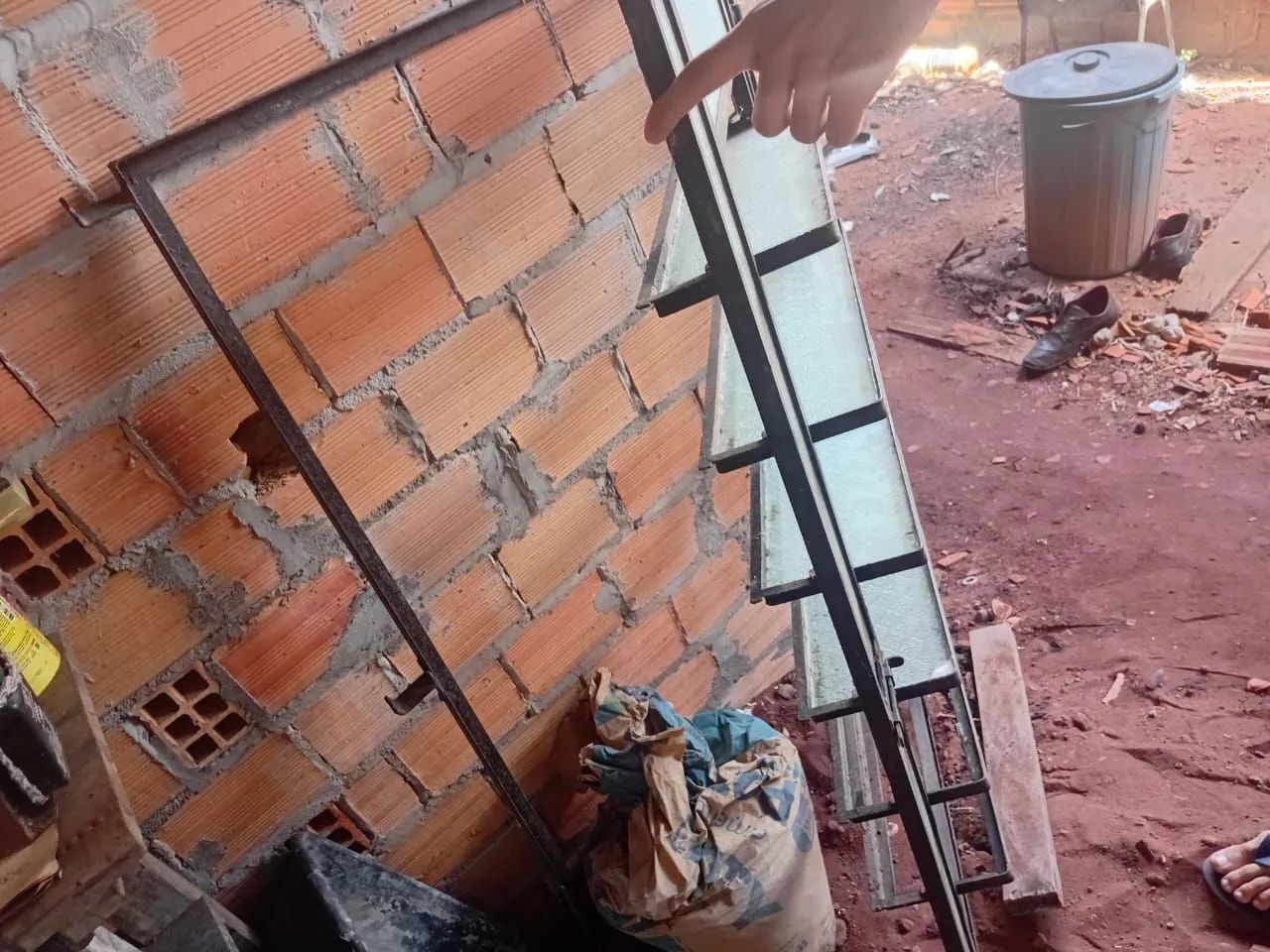 Balancin que vira janela. 64739706945923123