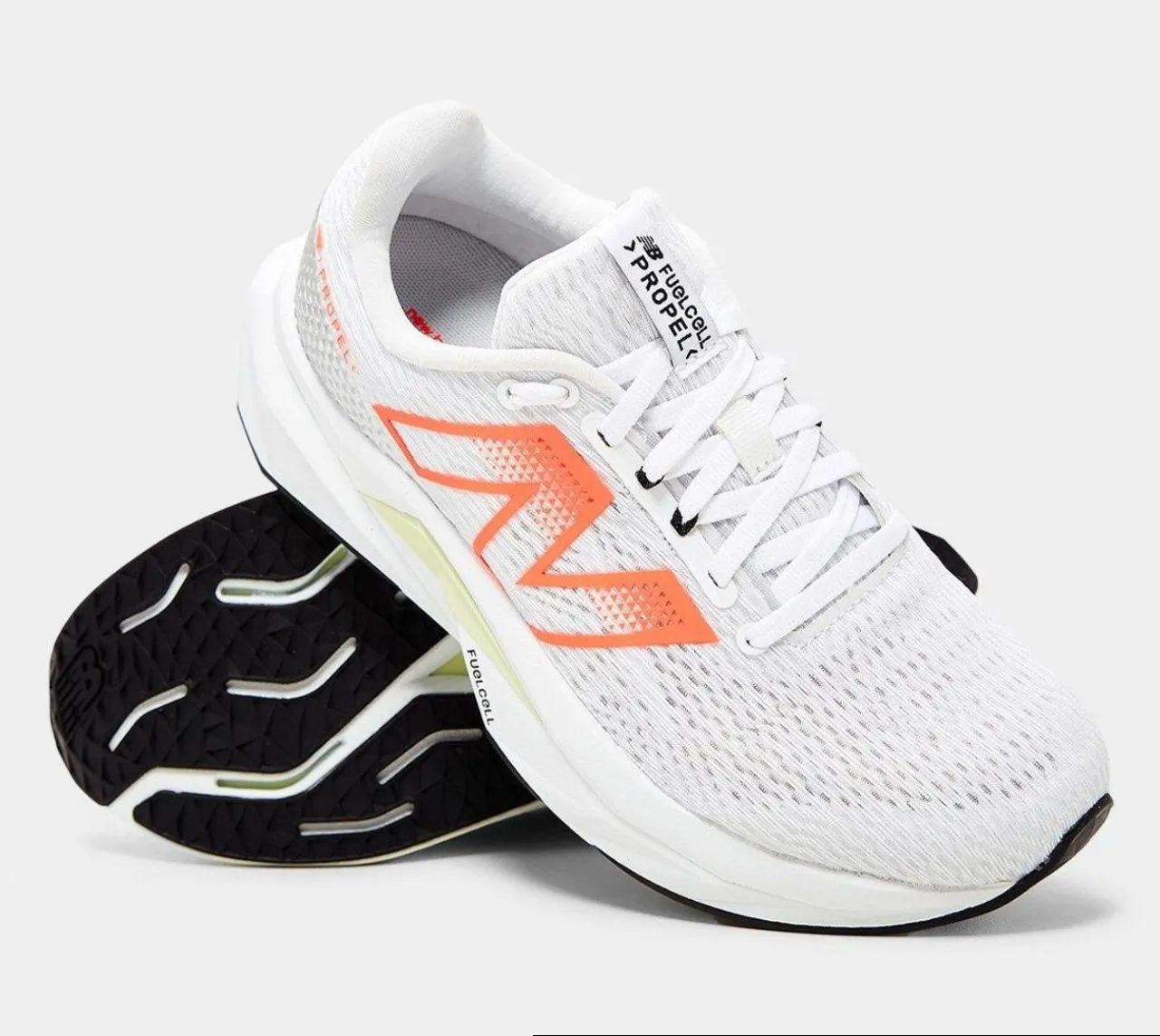 Tênis New Balance Fuelcell Propel V5 Feminino