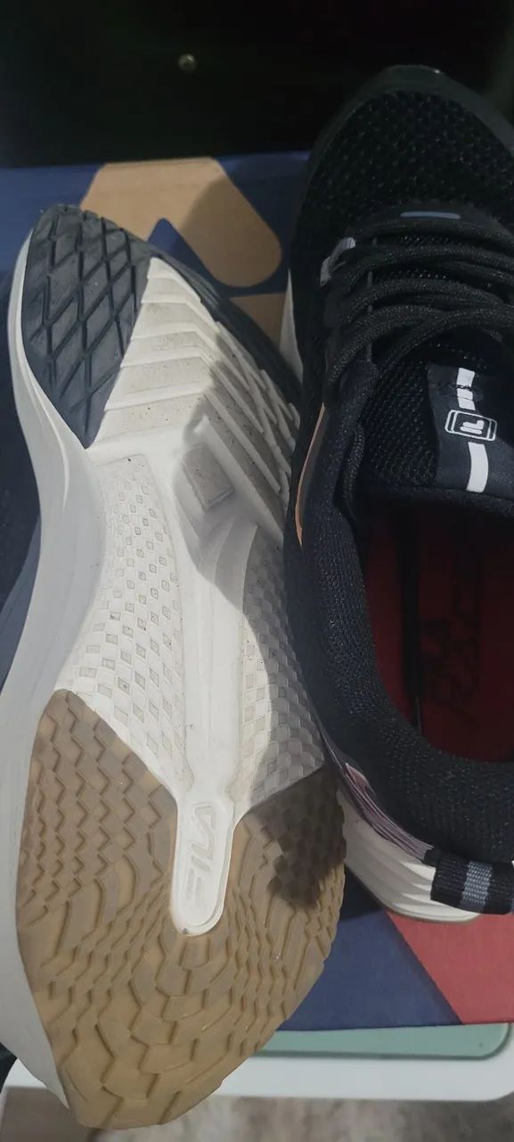 Tenis fila racer feminino preto e rosa - Foto 5