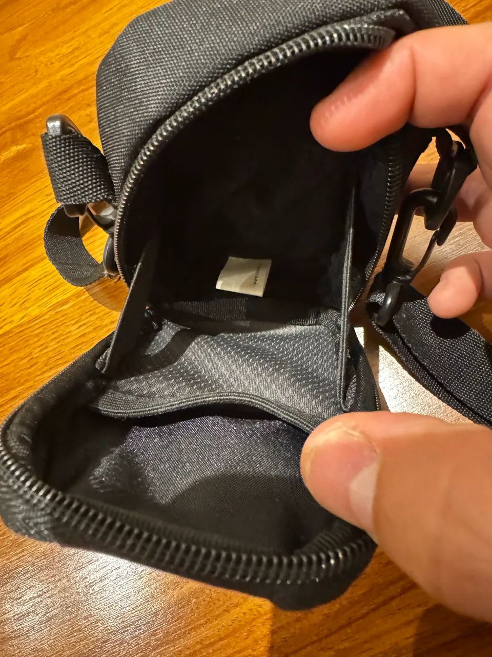 CASE PARA CÂMERA DIGITAL IMPORTADA AVELUDADA POR DENTRO - Foto 2