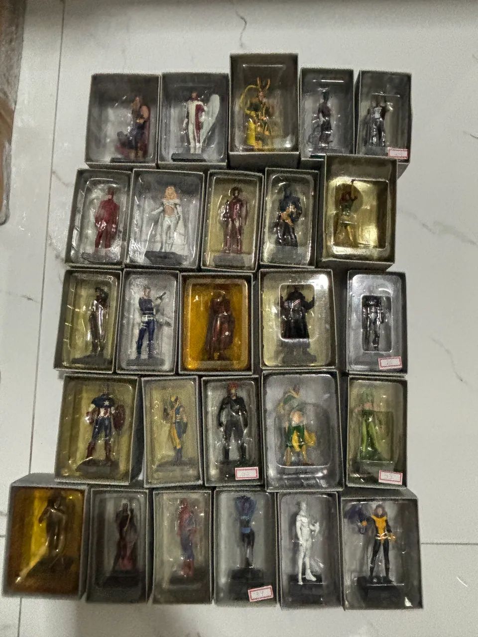 Miniaturas eaglemoss senhor dos aneis / marvel / dc - Foto 2