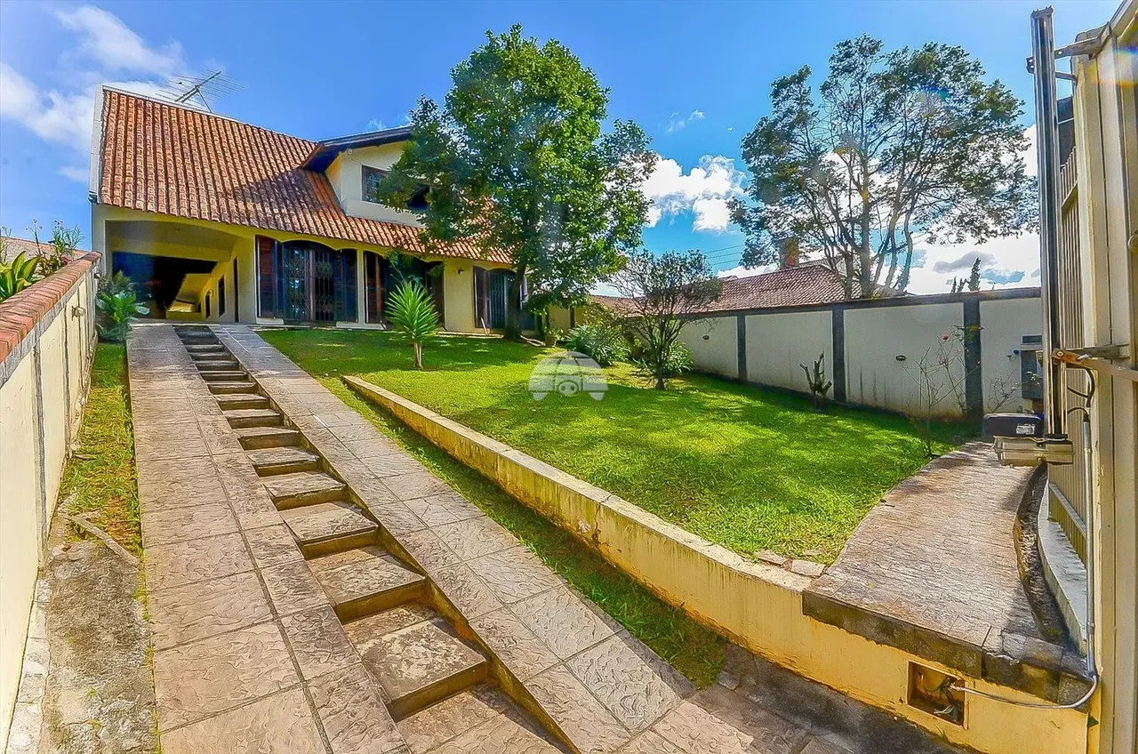 Casa a venda no Barreirinha em Curitiba/PR com 5 quartos