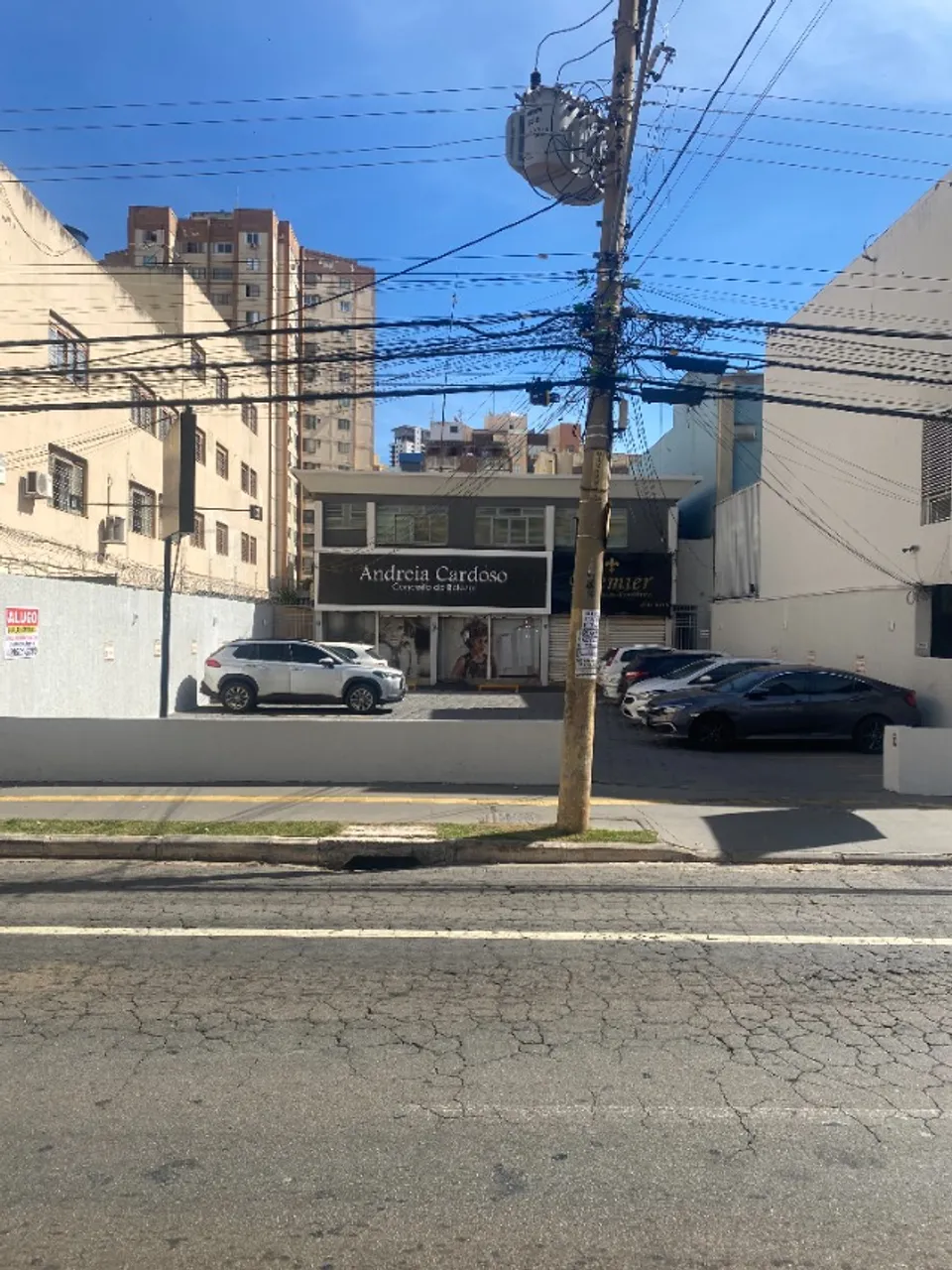 SALA COMERCIAL SOBRE LOJA SETOR OESTE 03 JUNTAS