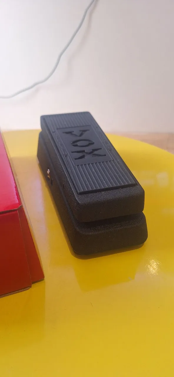 Pedal Wah Vox V845 usado uma vez apenas