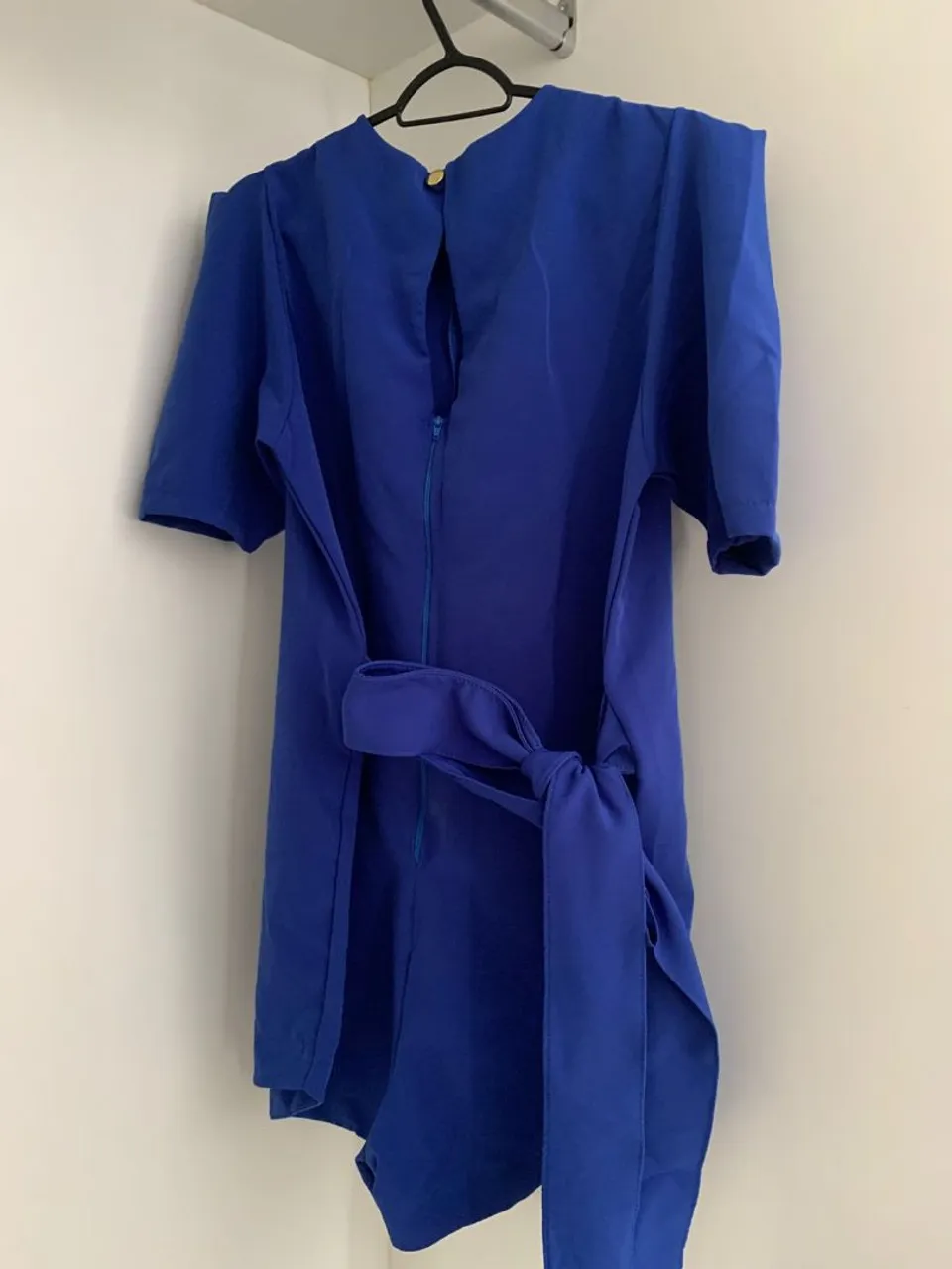 Macacão Azul Elegante com Cinto