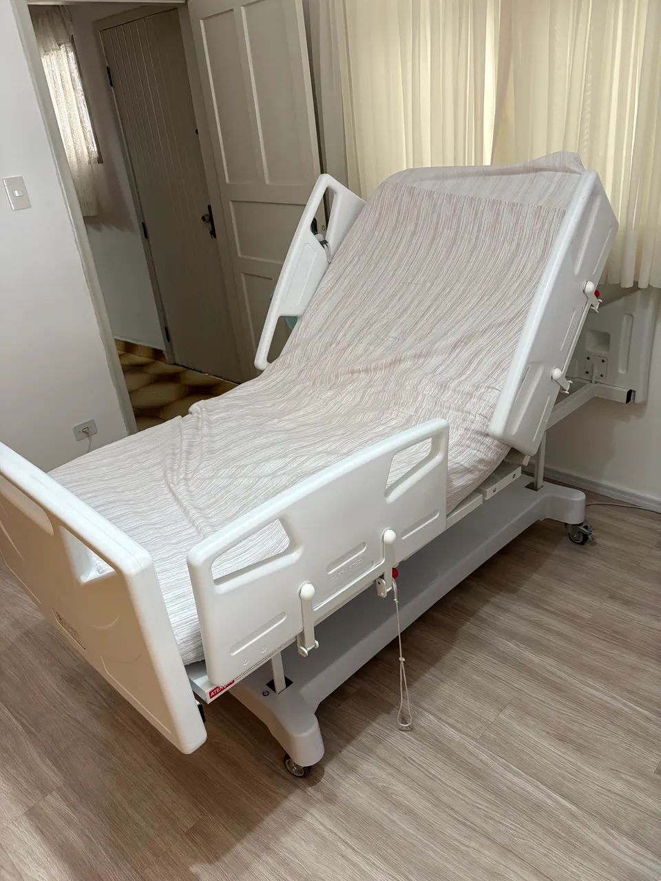 Cama Hospitalar motorizada  - Foto 5