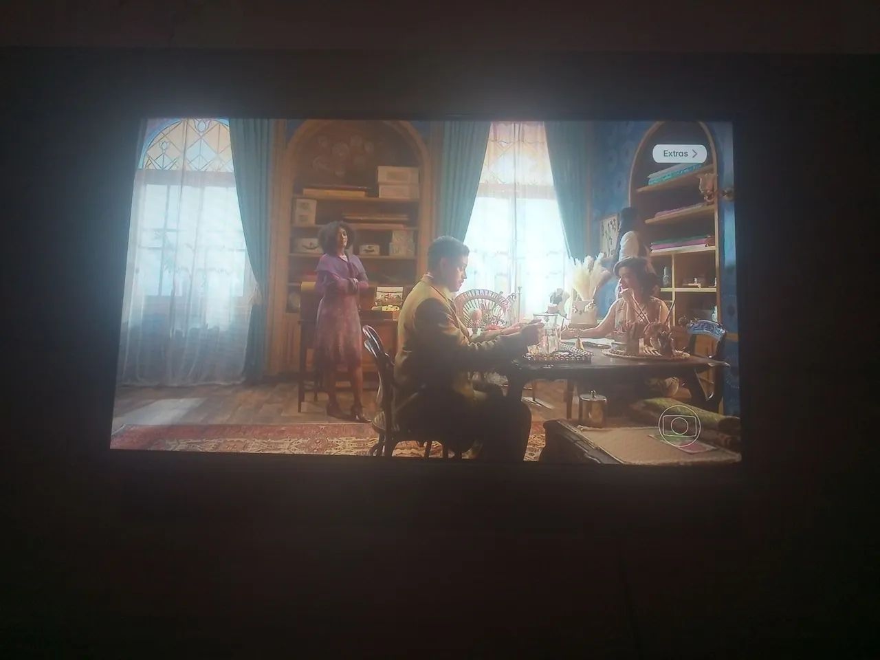 Venda se uma Tv Philco smartv 32 polegadas semi nova  - Foto 3