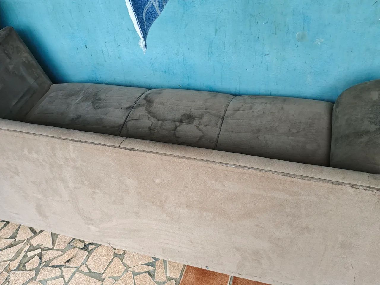 Sofá usado com marcas de uso!!! - Foto 3