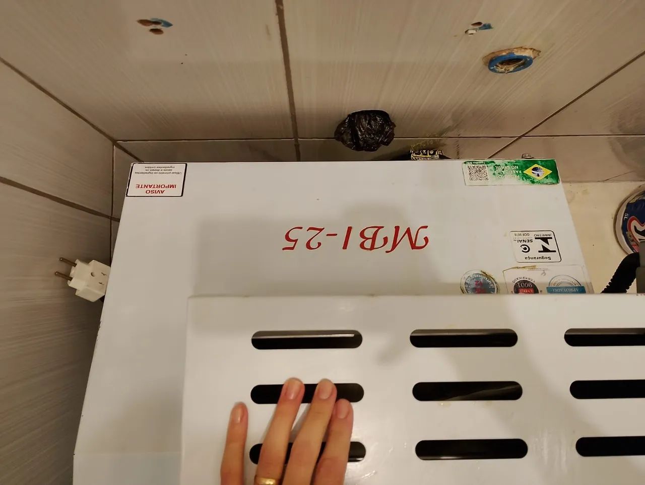 Amassadeira semi rápido de 25 kilos MBI  bivolt (semi nova ) bom estado - Foto 5