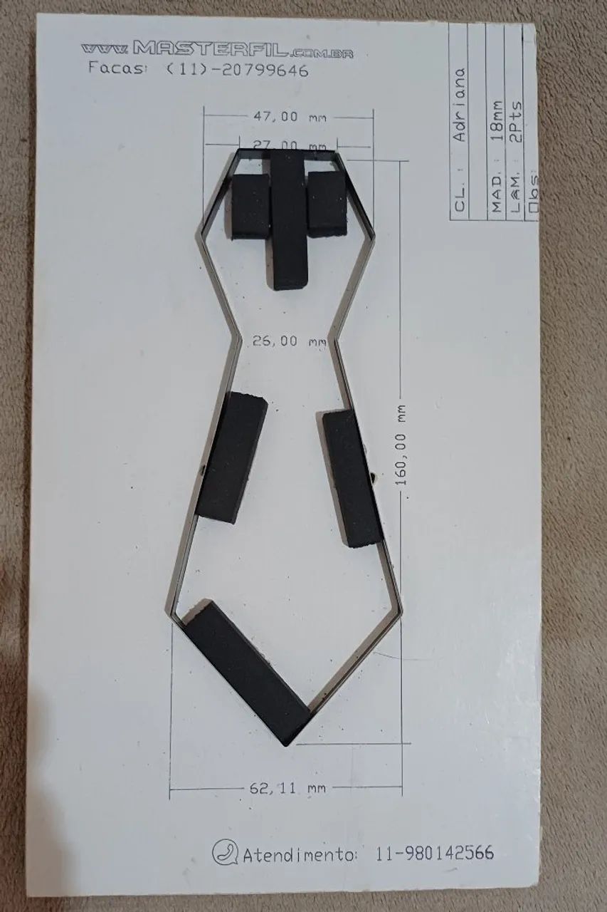 Faca de corte para gravata pet
