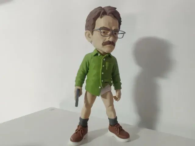 Boneco Walter White Breaking