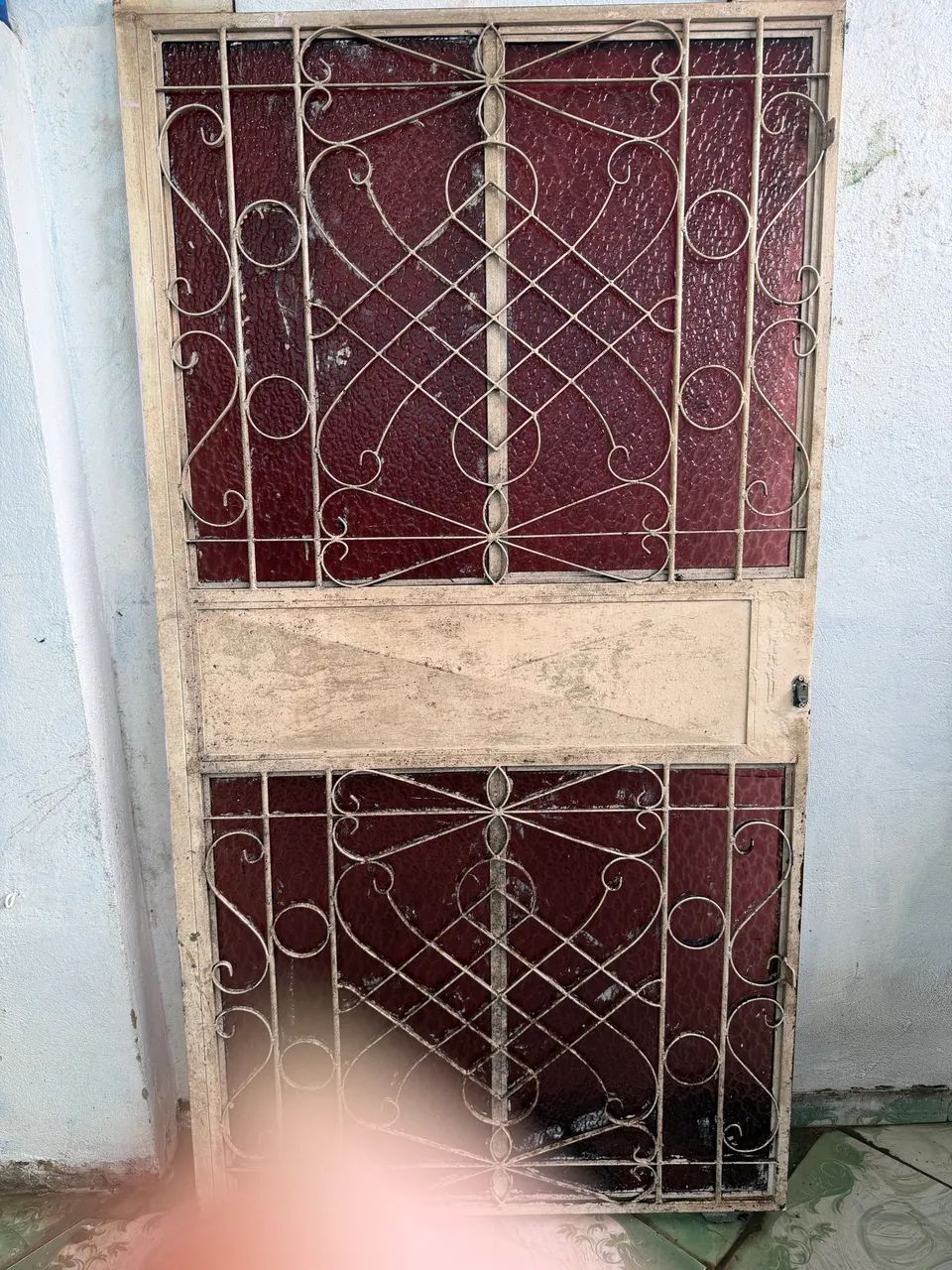 Porta em ferro estilo colonial - Foto 4