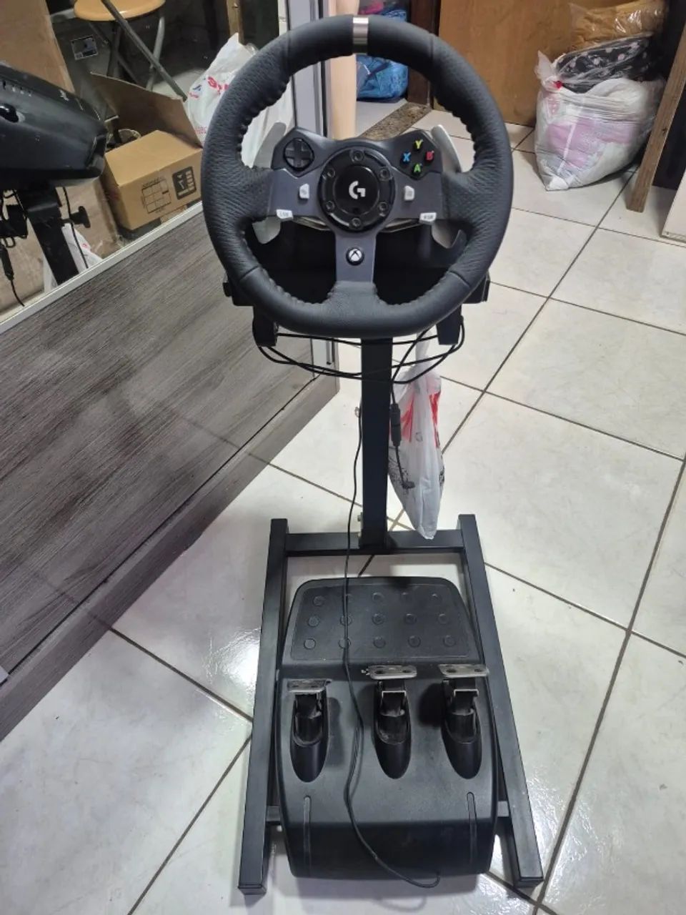 Xbox one 500gb + Volante Logitech + suporte pilot - Foto 3