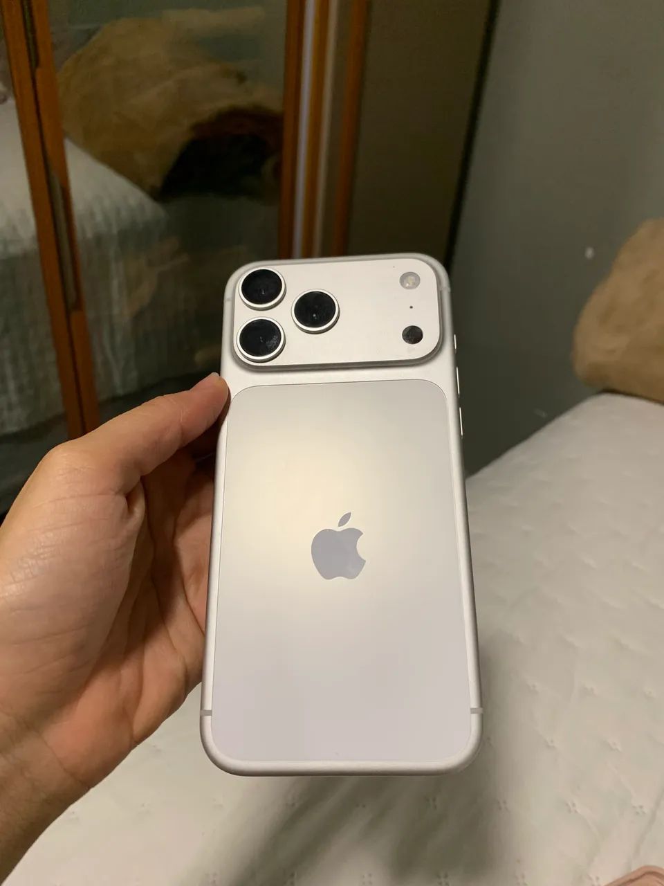 iPhone 17 pro max 512G - Branco Prata  - Foto 4