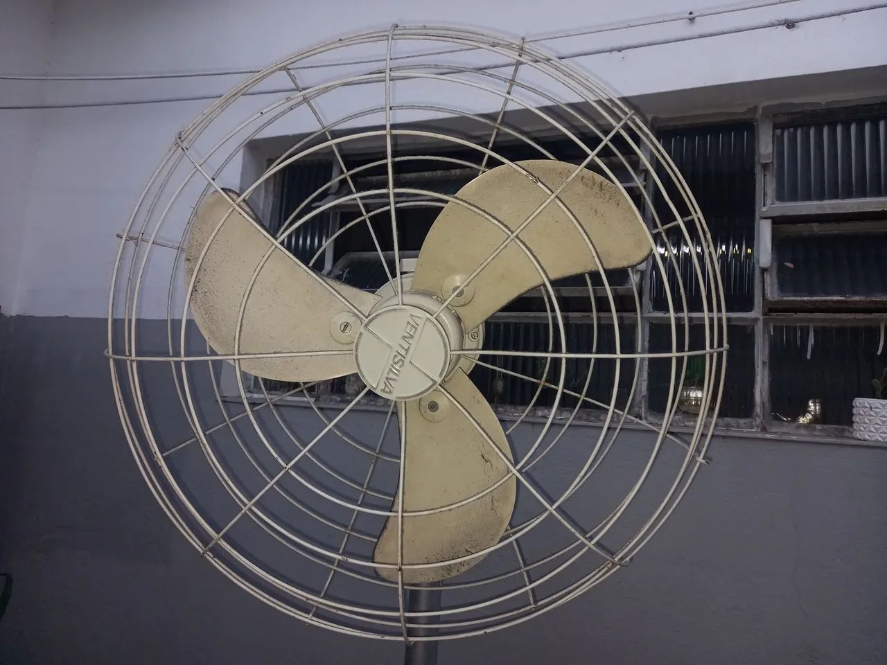 Ventilador com base usado - Foto 5