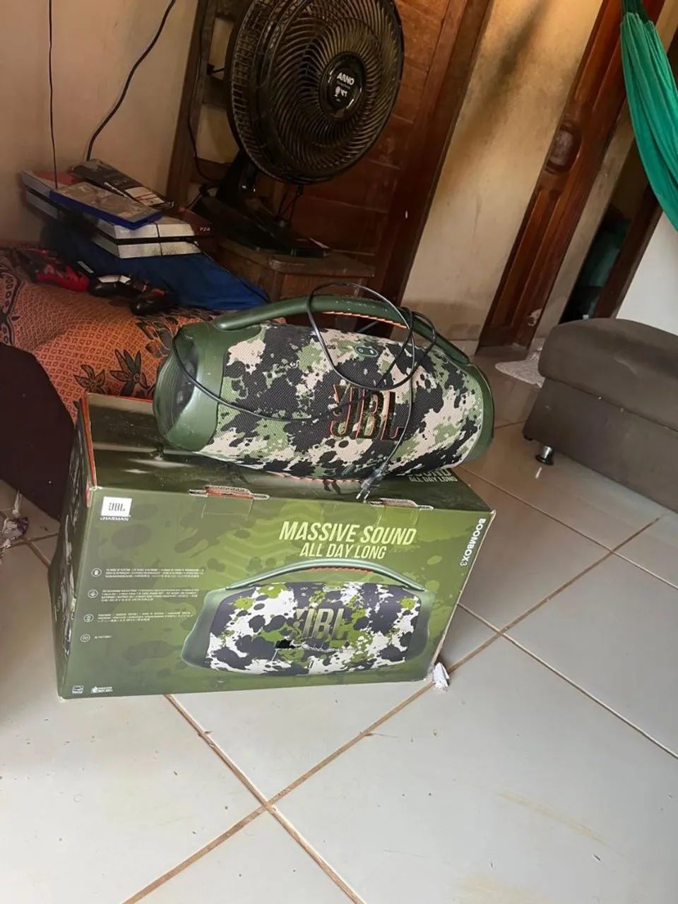 Vendo JBL 3 novinha  - Foto 3