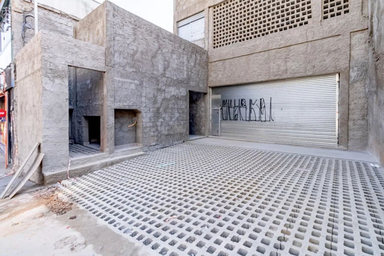Galpão na Rua Teodoro Sampaio, 890  345 m²