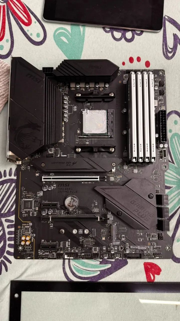 B550 gaming plus msi AM4 AMD 