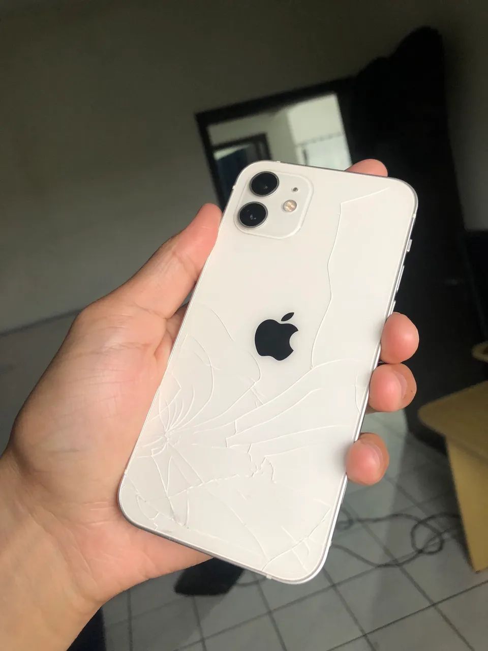 iPhone 12  - Foto 2