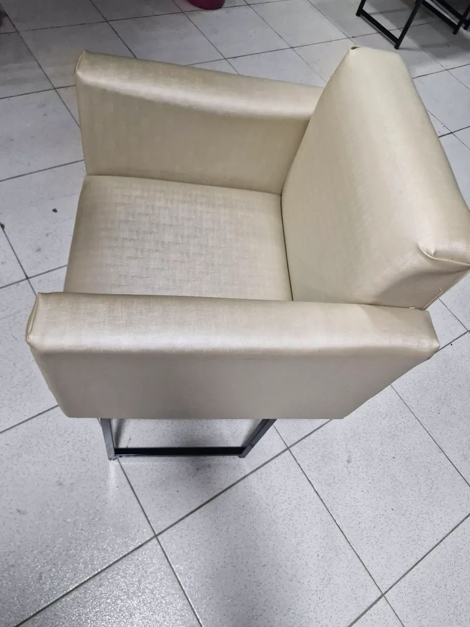 Poltrona Decorativa para Ambiente - Ótimo Estado - Foto 5