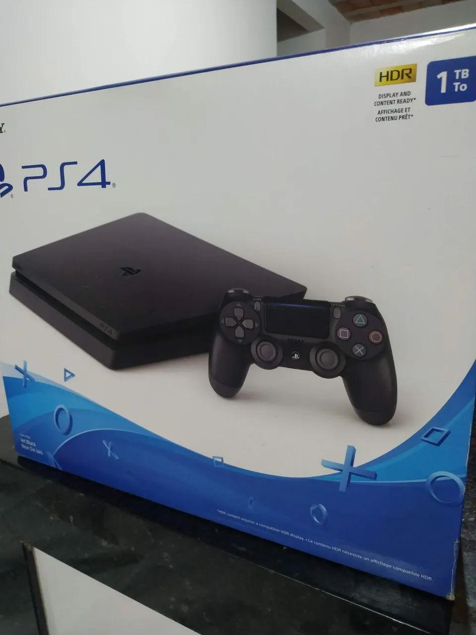 PlayStation slim 4 com 1tera de memoria 