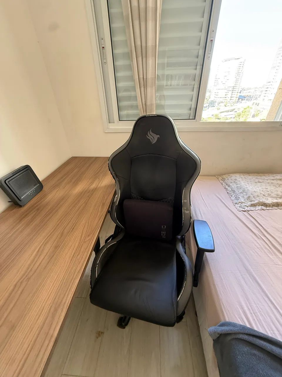 Mesa de escritório e cadeira gamer - Foto 3