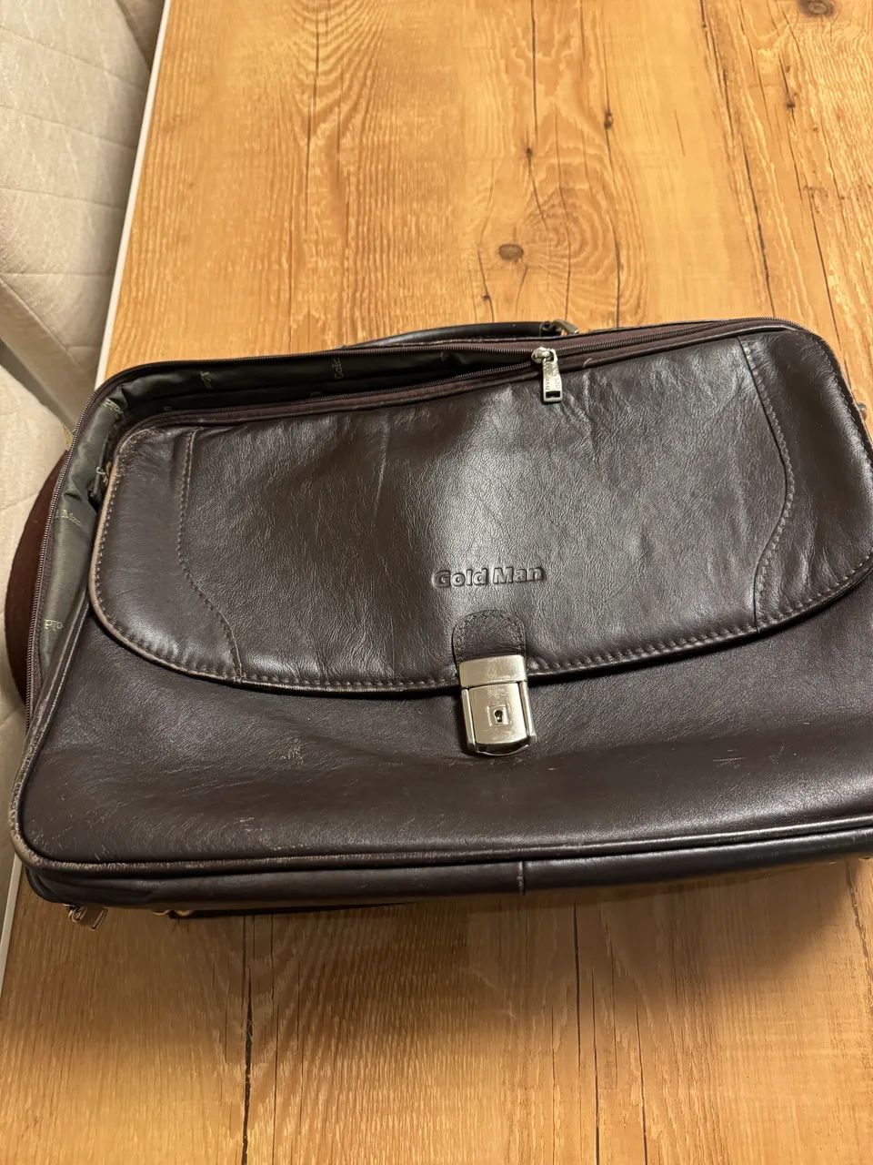 Maleta masculina de couro