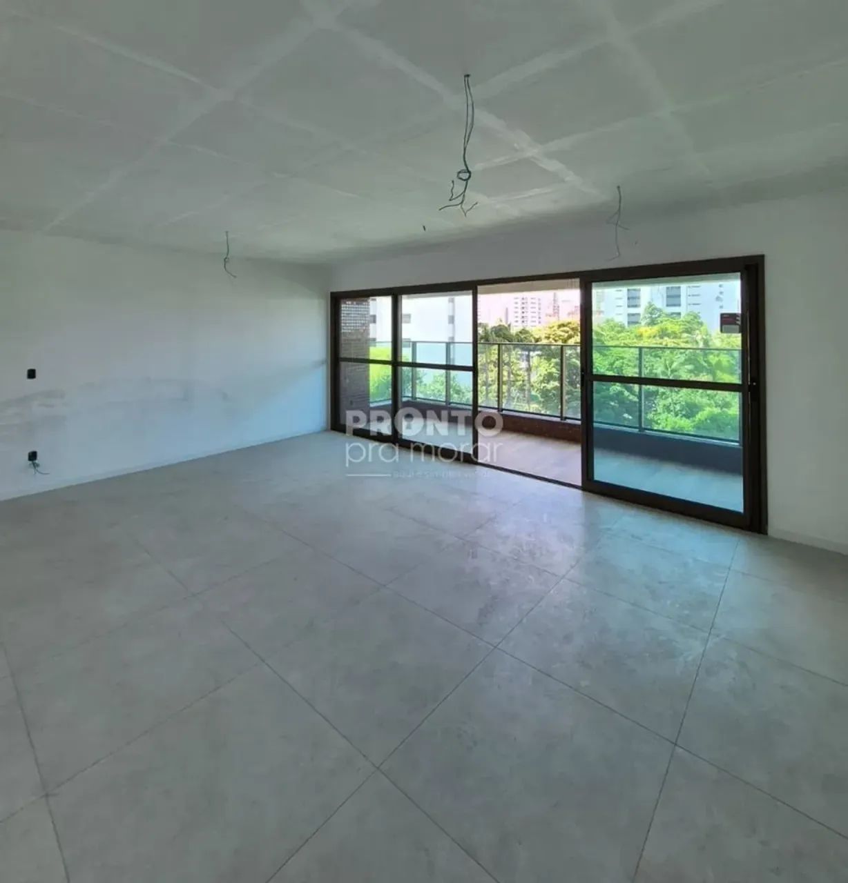 MDLM - PMMV5370 - Monteiro 3 suites