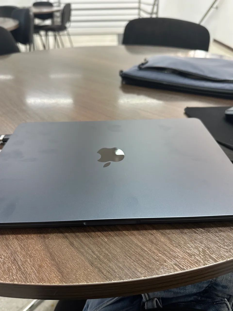 MacBook Air M2 2022 - Foto 2